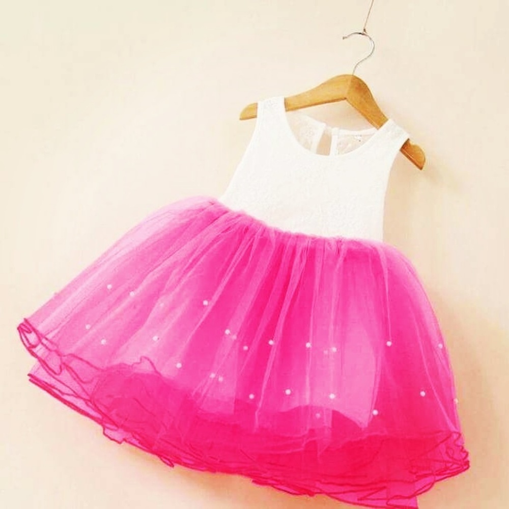 Tulle dress‎